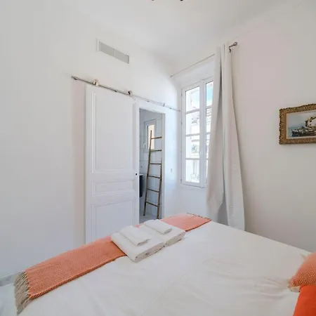 Wdf 2 Bedrooms Heart Of Cannes