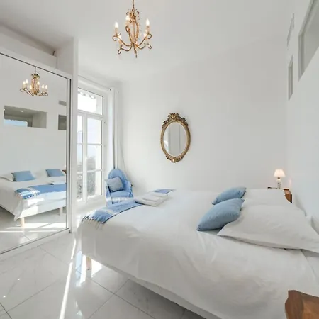 Wdf 2 Bedrooms Heart Of Lägenhet